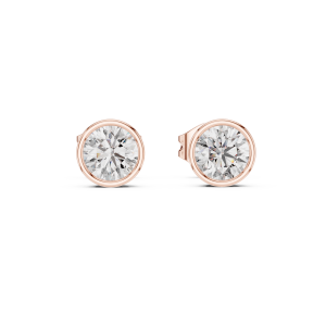 Gleaming Tapered Diamond Earring